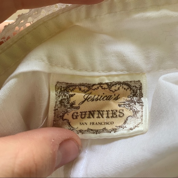 Jessica’s Gunnies button up blouse - Picture 4 of 5